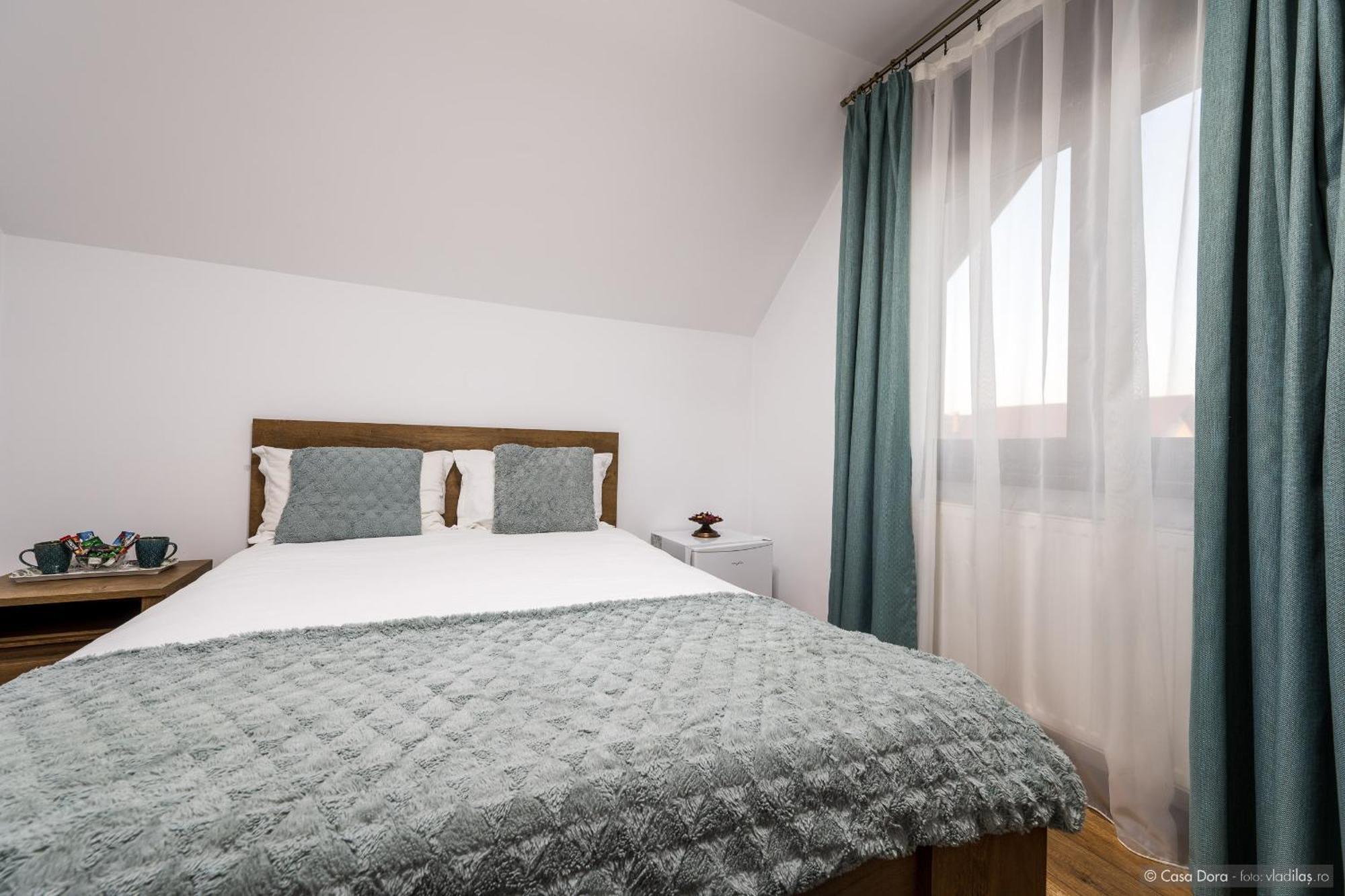Casa Dora Hotel Suceava Exterior photo
