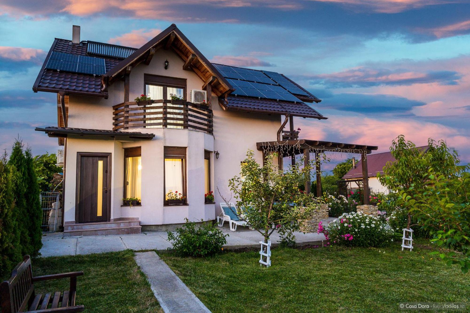 Casa Dora Hotel Suceava Exterior photo